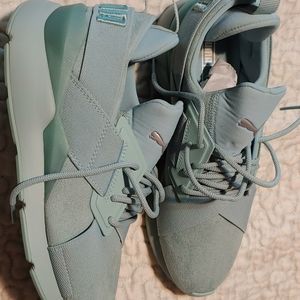 Puma Ignite Running Sneakers